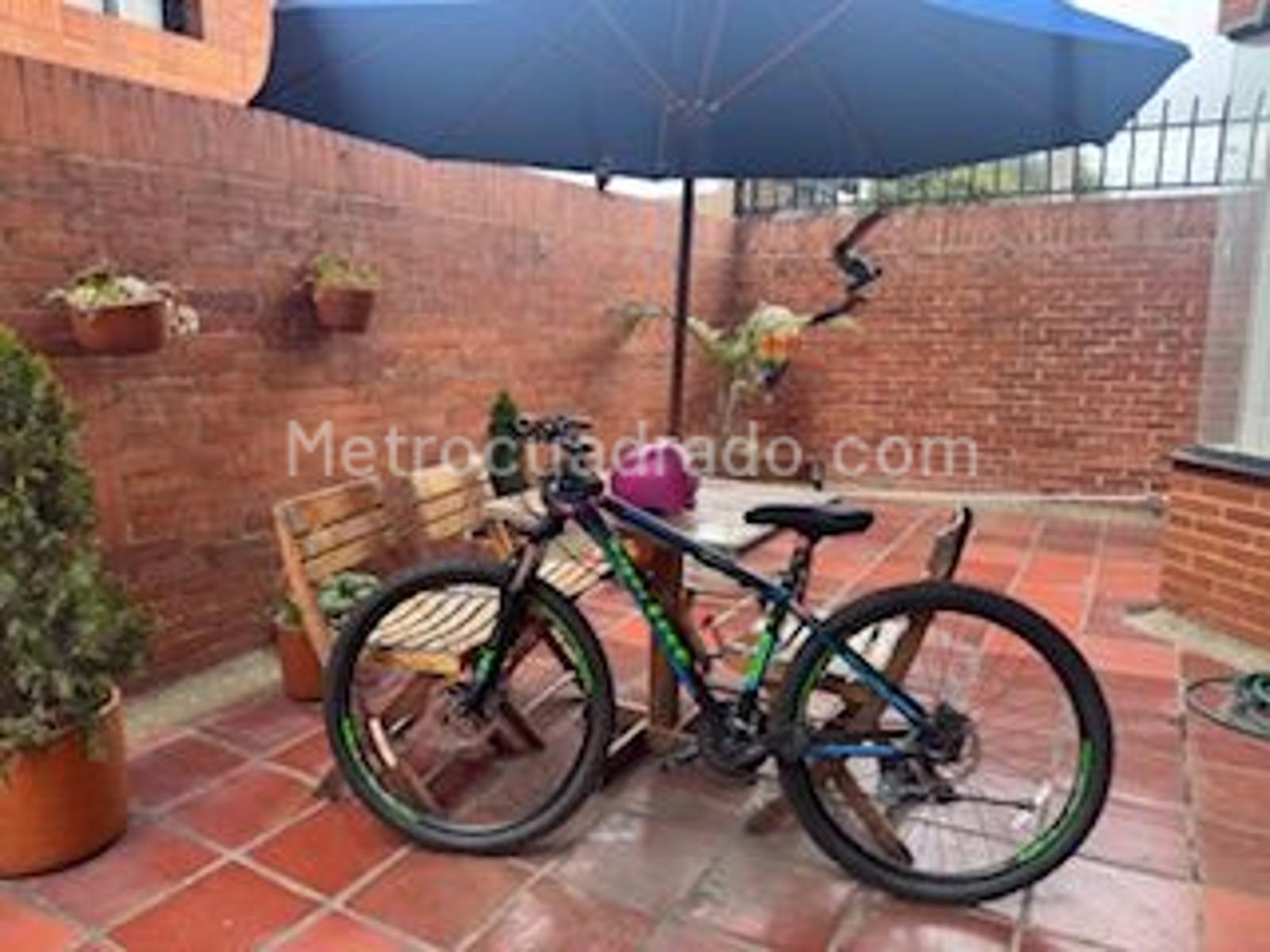 Apartamento en Venta  CEDRITOS CONTADOR