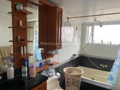 Casa de 4 alcobas en venta en Colina Campestre, Bogotá, 294 m² · foto 16 de 19
