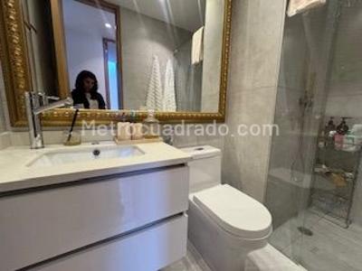 Apartamento en venta en Chapinero Alto, Bogotá · foto 8 de 13