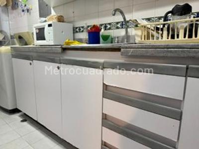 Apartamento de 3 alcobas en venta en Country Virrey, Bogotá, 25 m² · foto 13 de 14