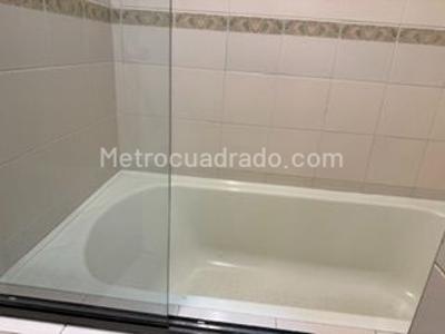 Apartamento de 3 alcobas en venta en Country Virrey, Bogotá, 25 m² · foto 8 de 14