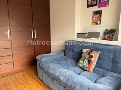 Apartamento de 3 alcobas en venta en Santa Barbara Occidental, Bogotá, 144 m² · foto 11 de 20