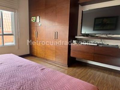 Apartamento de 3 alcobas en venta en Santa Barbara Occidental, Bogotá, 144 m² · foto 14 de 20