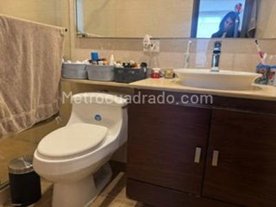 Apartamento de 3 alcobas en venta en Santa Barbara Occidental, Bogotá, 144 m² · foto 17 de 20