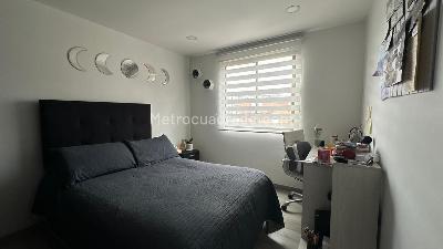 Apartamento de 3 alcobas en venta en Ciudad Salitre, Bogotá, 96 m² · foto 12 de 18