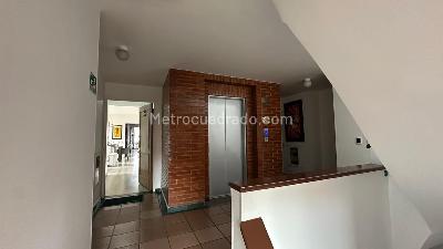 Apartamento de 3 alcobas en venta en Ciudad Salitre, Bogotá, 96 m² · foto 4 de 18