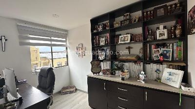 Apartamento de 3 alcobas en venta en Ciudad Salitre, Bogotá, 96 m² · foto 9 de 18