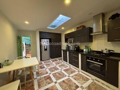 Casa en venta en Santa Barbara Alta, Bogotá · foto 8 de 20