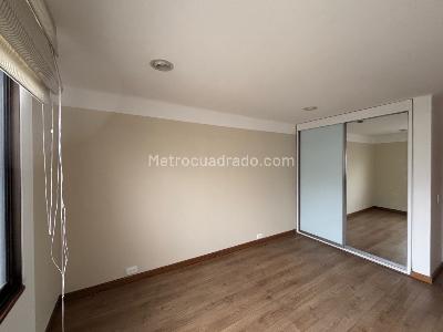 Apartamento de 3 alcobas en arriendo en Alhambra, Bogotá, 186 m² · foto 8 de 18