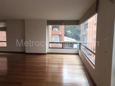 Apartamento de 4 alcobas en venta en Cabrera Chico, Bogotá, 250 m² · foto 2 de 20