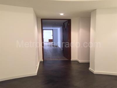 Apartamento de 4 alcobas en venta en Cabrera Chico, Bogotá, 250 m² · foto 3 de 20