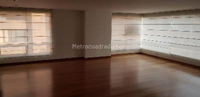 Apartamento de 4 alcobas en venta en Cabrera Chico, Bogotá, 250 m² · foto 4 de 20