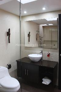 Casa de 5 alcobas en venta en Quinta Paredes, Bogotá, 500 m² · foto 15 de 18