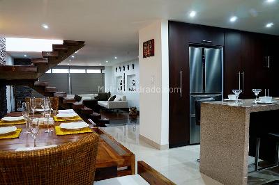 Casa de 5 alcobas en venta en Quinta Paredes, Bogotá, 500 m² · foto 3 de 18