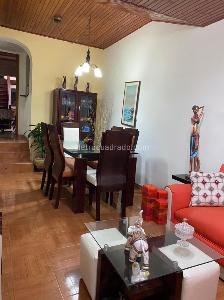 Casa de 5 alcobas en venta en Chapinero Norte, Bogotá, 183 m² · foto 2 de 20