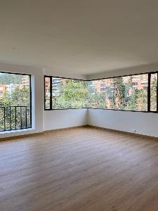 Apartamento de 5 alcobas en venta en Los Rosales Reservado, Bogotá, 600 m² · foto 12 de 20