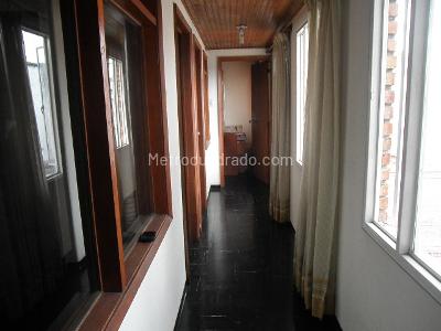 Casa en venta en La Esmeralda, Bogotá · foto 8 de 19