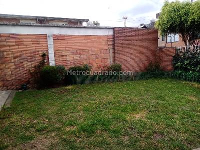 Casa en venta en La Esmeralda, Bogotá · foto 18 de 19