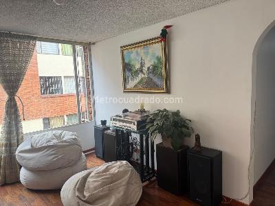 Apartamento de 3 alcobas en venta en Alicante, Bogotá, 77 m² · foto 4 de 12