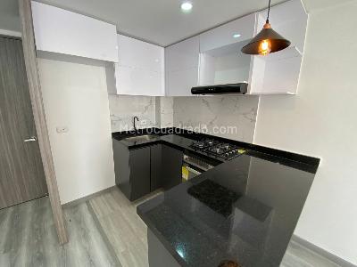 Apartamento de 1 alcoba en arriendo en Mazuren I, Bogotá, 31 m² · foto 8 de 17