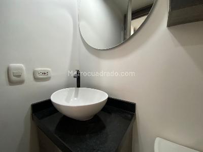 Apartamento de 1 alcoba en arriendo en Mazuren I, Bogotá, 31 m² · foto 13 de 17