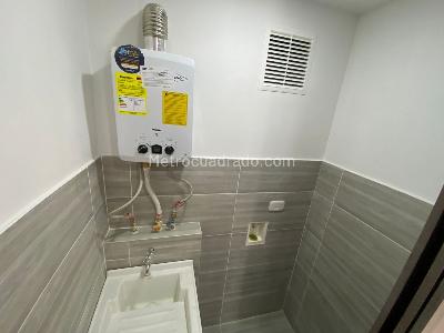 Apartamento de 1 alcoba en arriendo en Mazuren I, Bogotá, 31 m² · foto 10 de 17