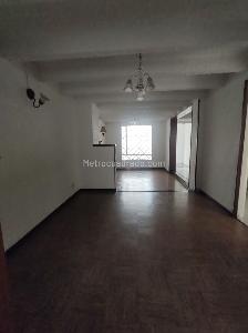Casa en venta en Villa Del Prado, Bogotá · foto 3 de 18