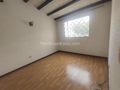 Casa en venta en Villa Del Prado, Bogotá · foto 7 de 18
