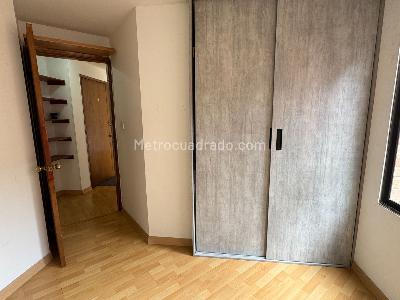 Apartaestudio en venta en Marly, Bogotá, 34 m² · foto 10 de 12