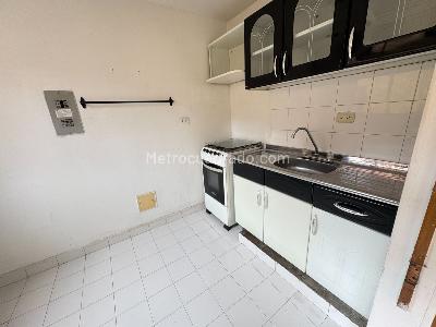Apartaestudio en venta en Marly, Bogotá, 34 m² · foto 4 de 12