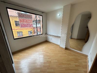 Apartaestudio en venta en Marly, Bogotá, 34 m² · foto 8 de 12