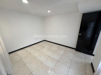 Casa en venta en La Española, Bogotá · foto 3 de 20