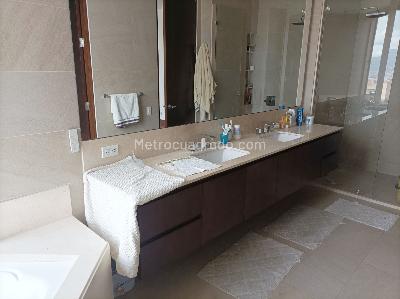 Apartamento de 3 alcobas en venta en Altos De Sotileza, Bogotá, 255 m² · foto 12 de 20