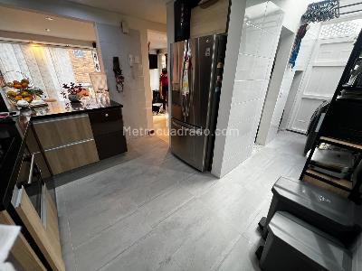 Apartamento de 3 alcobas en venta en Colina De San Jorge, Bogotá, 98 m² · foto 9 de 13
