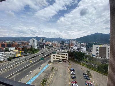 Apartamento de 3 alcobas en venta en Chico Norte, Bogotá, 166 m² · foto 2 de 20