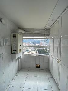 Apartamento de 3 alcobas en venta en Chico Norte, Bogotá, 166 m² · foto 7 de 20