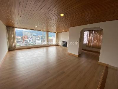 Apartamento de 3 alcobas en venta en Chico Norte, Bogotá, 166 m² · foto 1 de 20