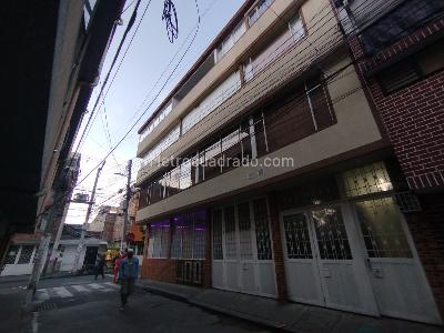 Casa de 5 alcobas en venta en Villas Del Dorado, Bogotá, 335 m² · foto 5 de 20