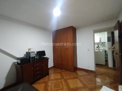 Casa de 5 alcobas en venta en Villas Del Dorado, Bogotá, 335 m² · foto 9 de 20