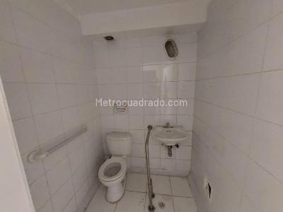 Casa de 5 alcobas en venta en Pasadena, Bogotá, 450 m² · foto 11 de 12