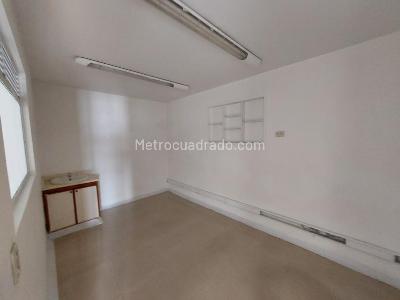 Casa de 5 alcobas en venta en Pasadena, Bogotá, 450 m² · foto 6 de 12