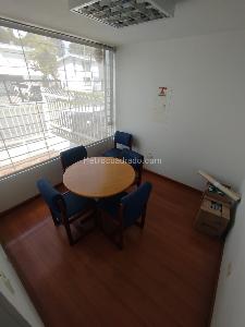 Casa de 5 alcobas en venta en Santa Margarita, Bogotá, 320 m² · foto 3 de 18