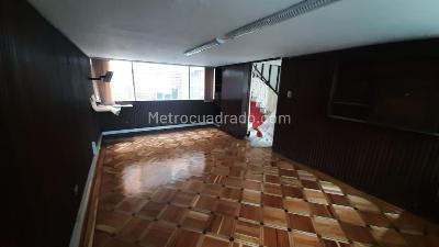 Casa de 5 alcobas en venta en La Soledad, Bogotá, 330 m² · foto 19 de 20