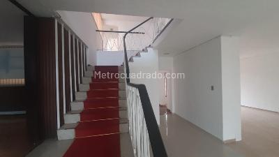 Casa de 5 alcobas en venta en La Soledad, Bogotá, 330 m² · foto 4 de 20
