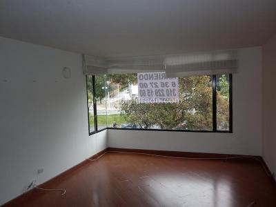 Apartamento de 3 alcobas en arriendo en Recodo Del Country, Bogotá, 82 m² · foto 3 de 19