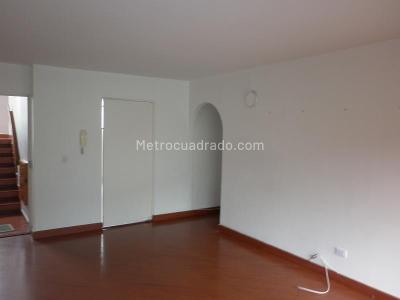 Apartamento de 3 alcobas en arriendo en Recodo Del Country, Bogotá, 82 m² · foto 4 de 19