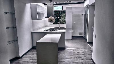 Apartamento en venta en Santa Barbara Central, Bogotá · foto 4 de 16