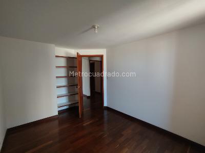 Apartamento de 3 alcobas en venta en San Luis, Bogotá, 66 m² · foto 10 de 19