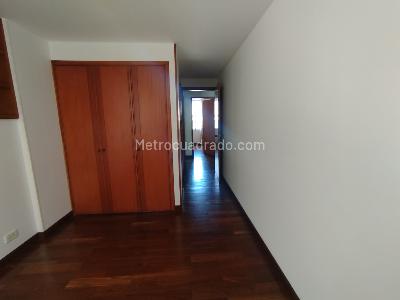 Apartamento de 3 alcobas en venta en San Luis, Bogotá, 66 m² · foto 16 de 19