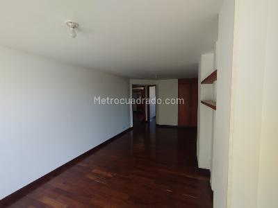 Apartamento de 3 alcobas en venta en San Luis, Bogotá, 66 m² · foto 4 de 19